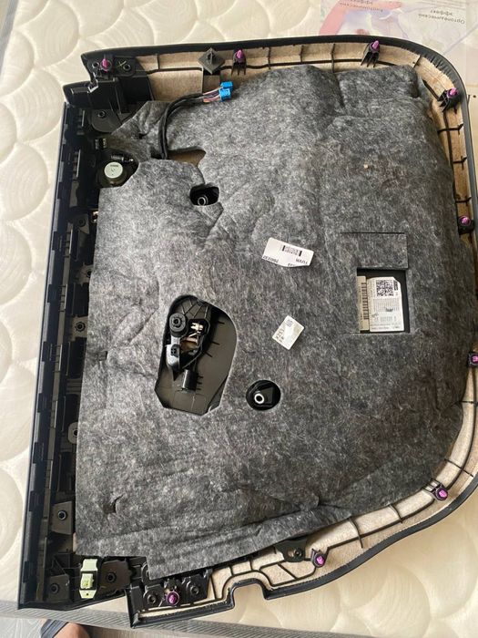 Mers obshifka sotiladi !