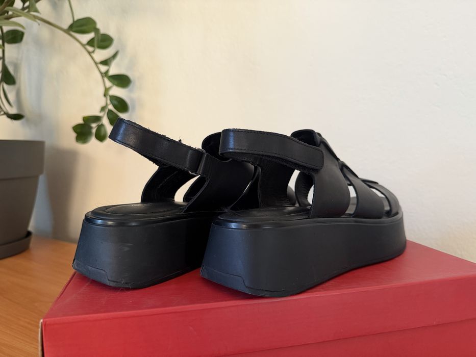 Кожени сандали Vagabond