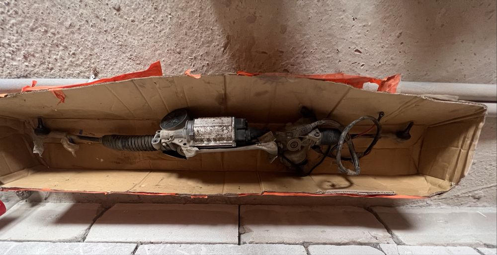 Vand caseta de directie completa pentru VW Golf 5(2000,2009)