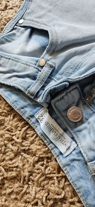 Blugi Stradivarius  32