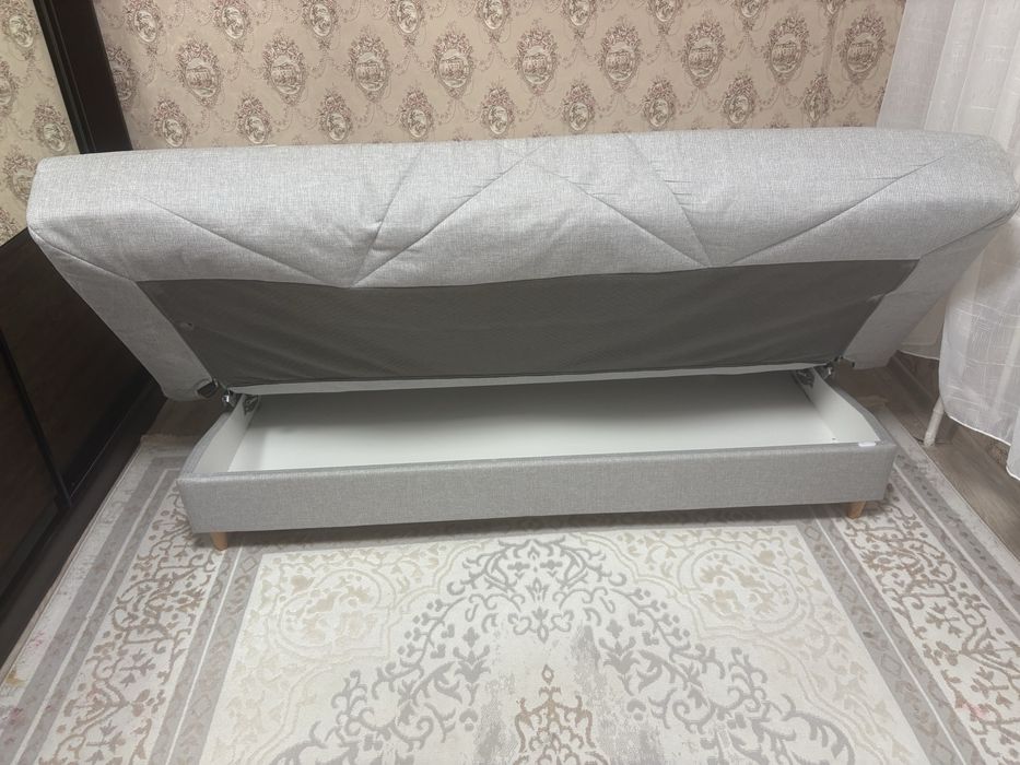 Продам диван Askona