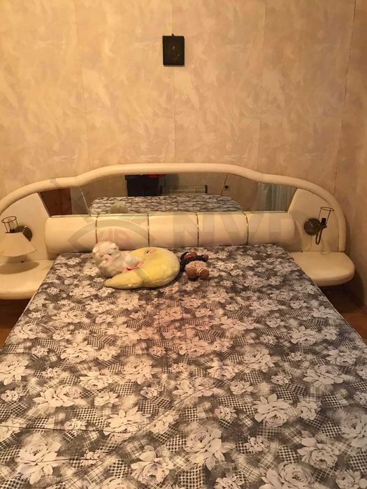 Дава се под наем Четиристаен апартамент в Варна, Спортна зала - 120 кв.м за 598.23 € - Снимка #1