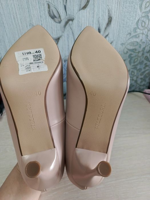 Продам туфли T.TACCARDI !