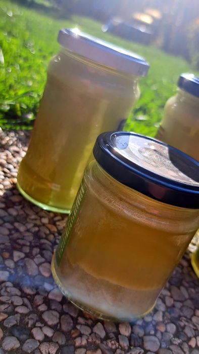 Cremă de brusture naturală