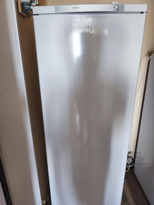 Морозильник indesit