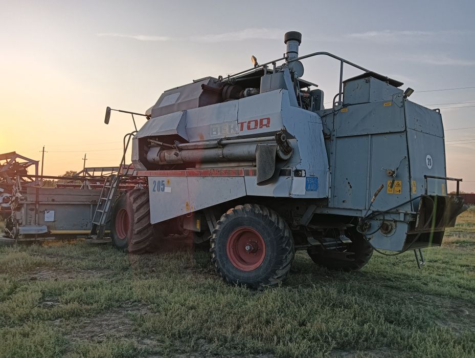Комбайн вектор 410