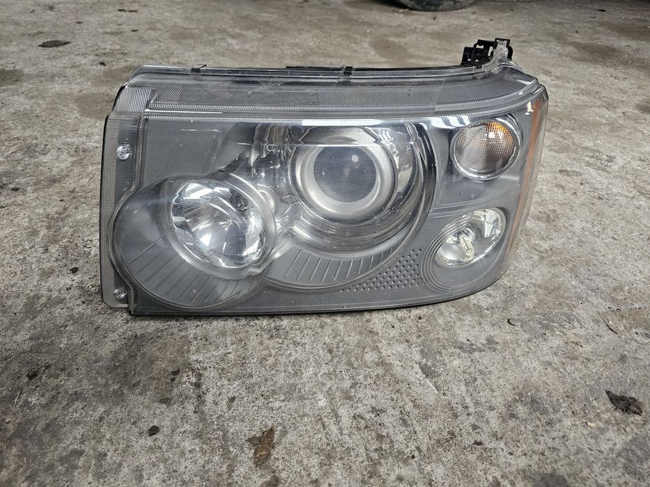 Lichidare stoc Far partea stanga cu xenon Range Rover Sport 2007