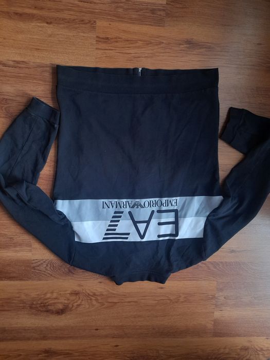 Armani EA7 мъжко горнище S размер.