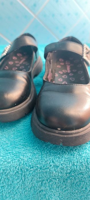 Школьная обувь 33р