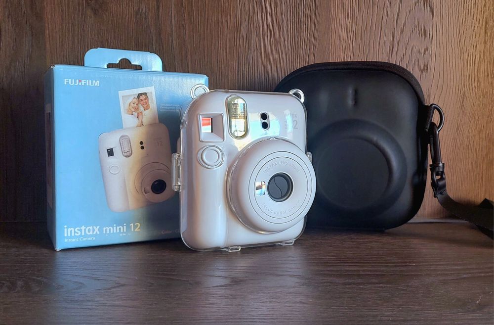 Fujifilm Instax Mini 12 camera (Clay white) +  plastic shell, EVA case