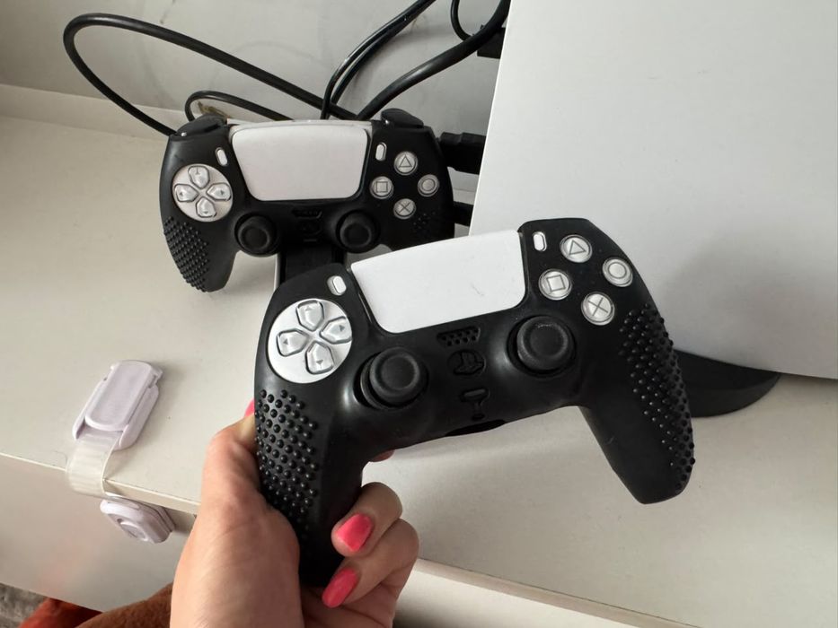 Playstation 5 в отличном состоянии