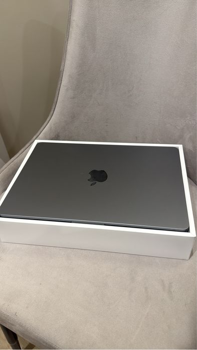 MacBook air M2(2022)