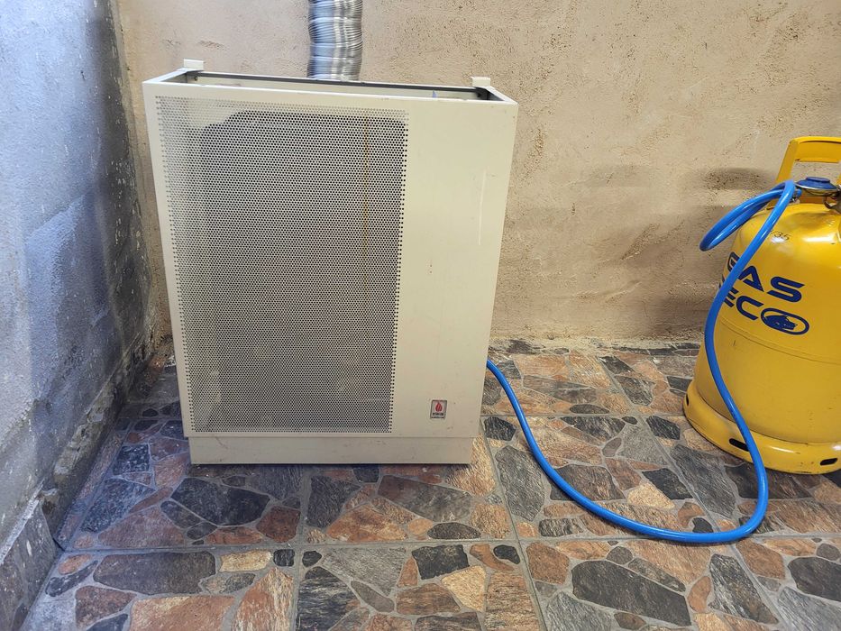 Convector pe gaz