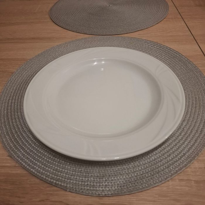 Порцеланови чинии Arcadia Lubiana