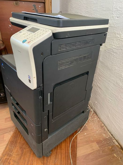 ПРОДАМ принтер bizhub C 281.