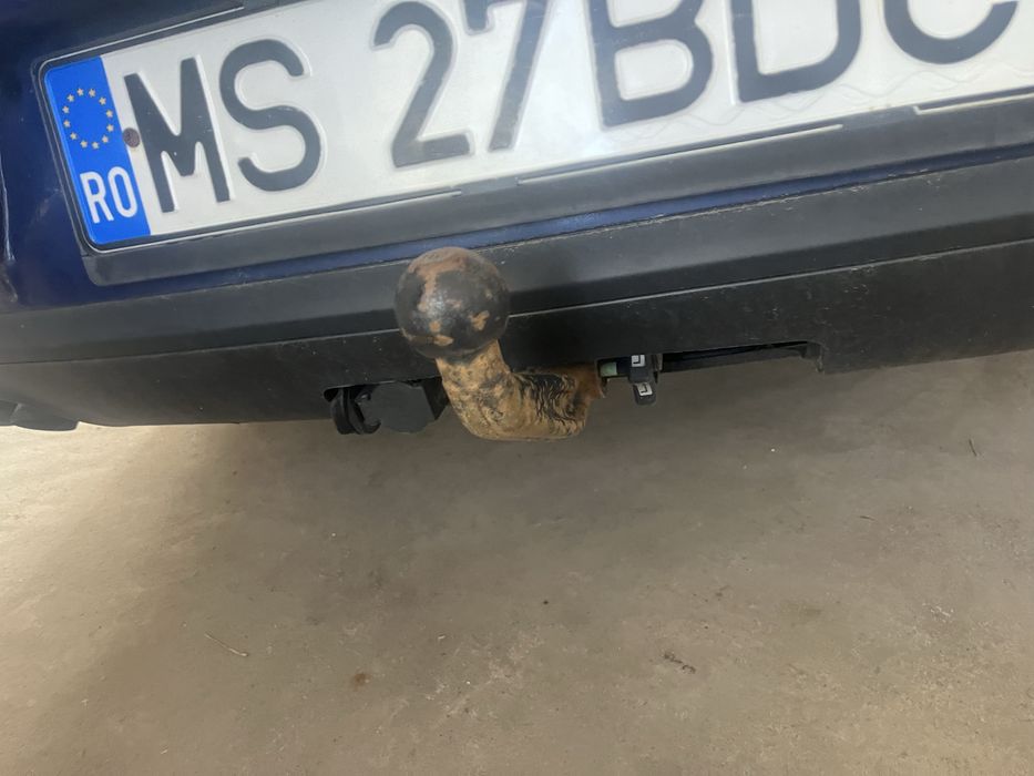 Carlig pasaat b6 limuzina cu instalatie modul