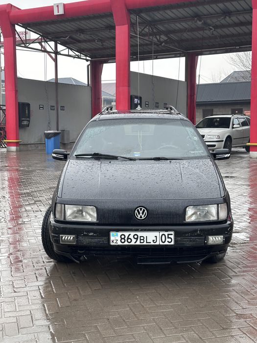 Продам пассат б3 универсал на ходу