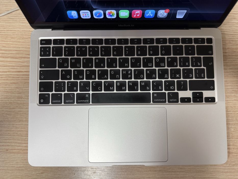 Ноутбук macbook air m1 8/256