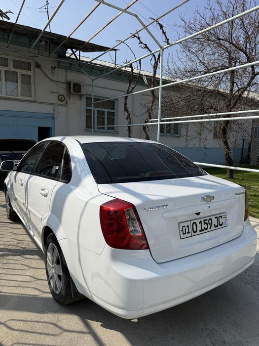 Chevrolet Gentra 2015 AT 1 yevro