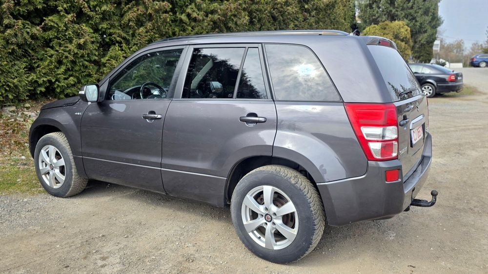 Suzuki Grand Vitara 4x4 euro 5 full navi trapa