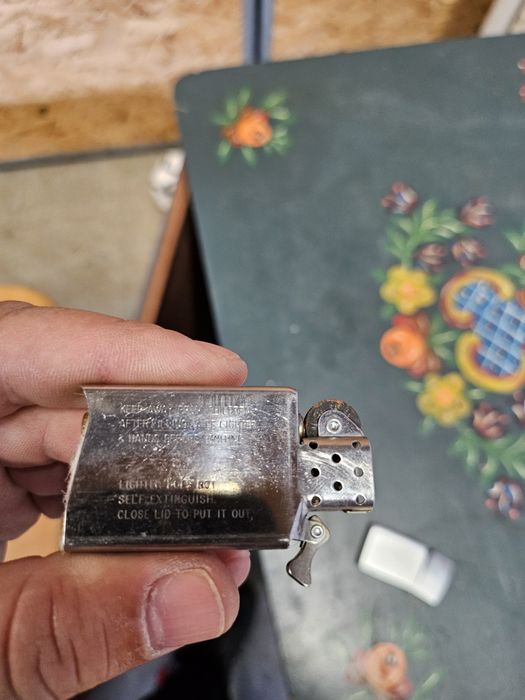 Bricheta Zippo Zippo