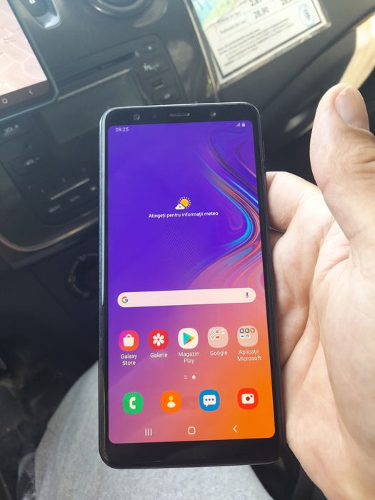 Vând Samsung galaxie A7