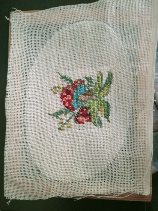Vând lucruri hand made( goblen)