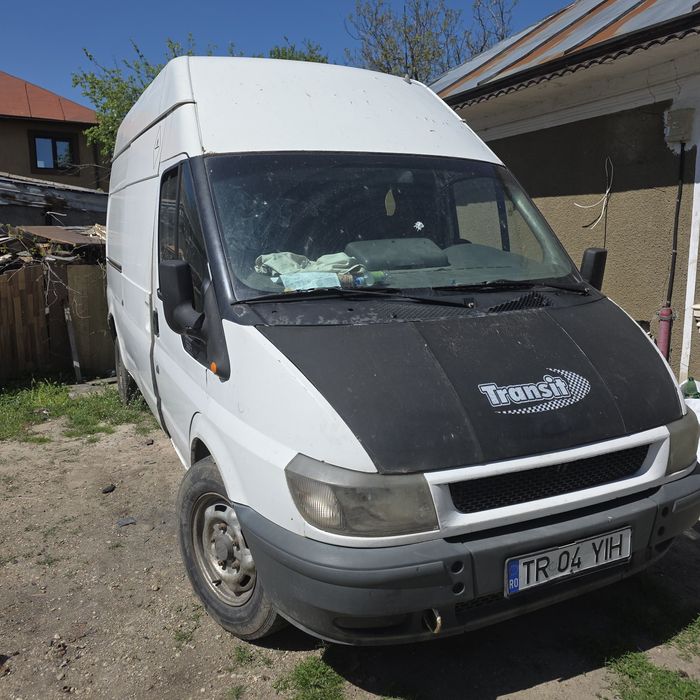 Vând Ford transit 2.4 2001