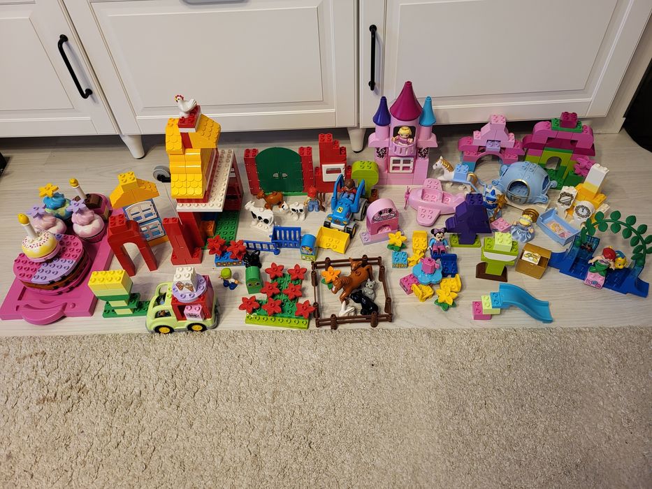 Colectie mare de seturi  LEGO DUPLO cu cutie depozitare