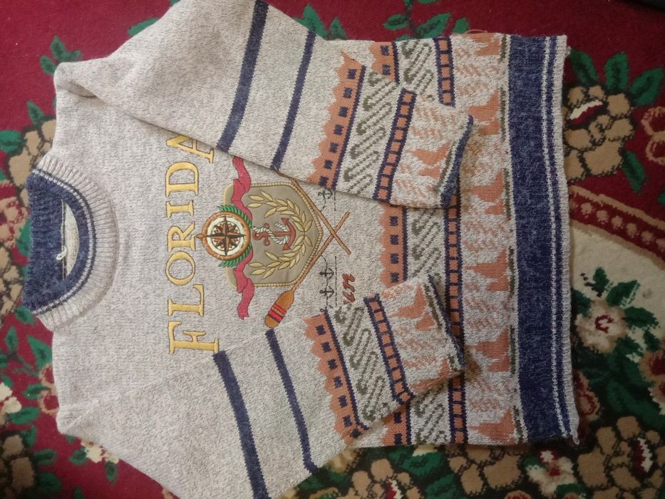 Продам мальчиковые вещи