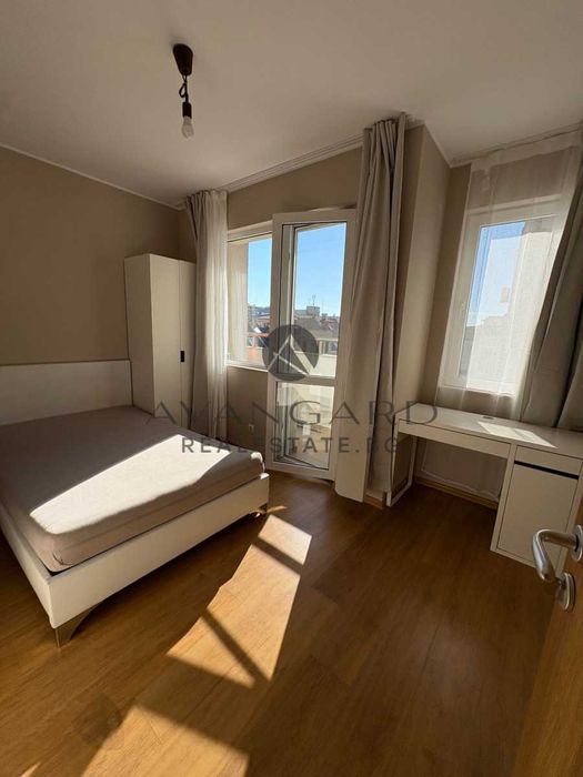 Продава се Тристаен апартамент в Пловдив, Център - 77 кв.м за 3052 €/кв.м - Снимка #5