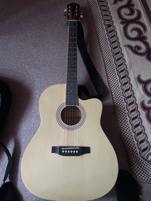 Гитара почти новый Grape