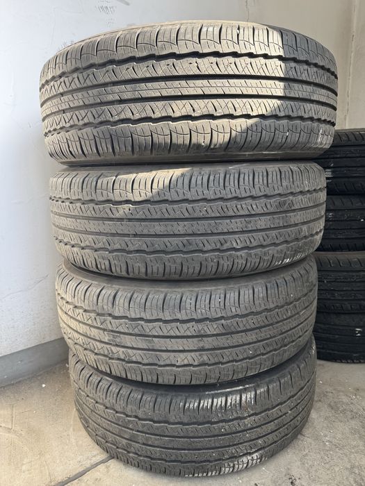 Продам летнию резину 245/65/17