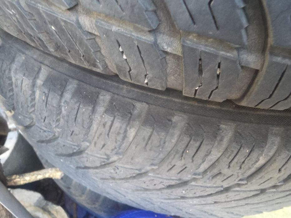 Anvelope Nokian set 4 buc 215/60 R 17 2022