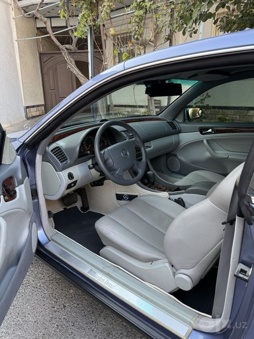 Mersedes benz clk320 kupee