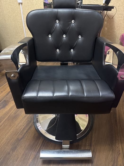 Салон учун кресло Макияжний стол и салонный кресло манюкур стол