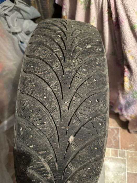 продаю зимние шины