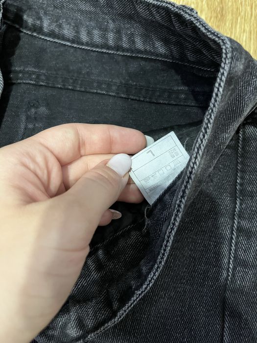 Продам женские джинсы