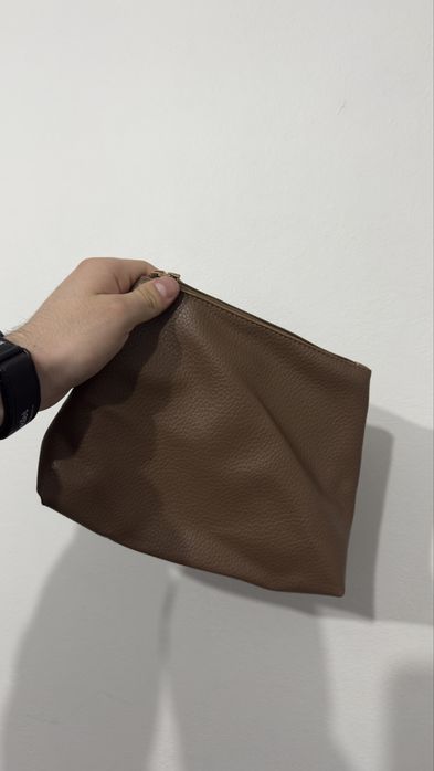 Vand geanta de femei