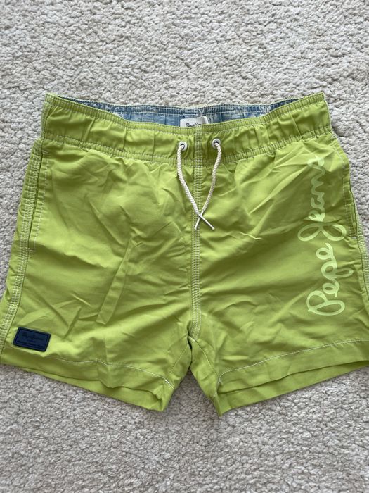 Дънки и къси дънки Guess