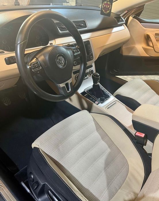 Vând Volkswagen CC