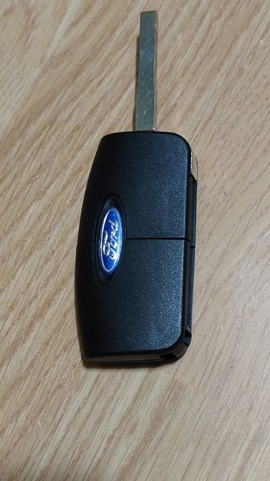 Vand chei noi tip briceag  pentru Ford