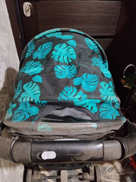 Коляска прогулочная