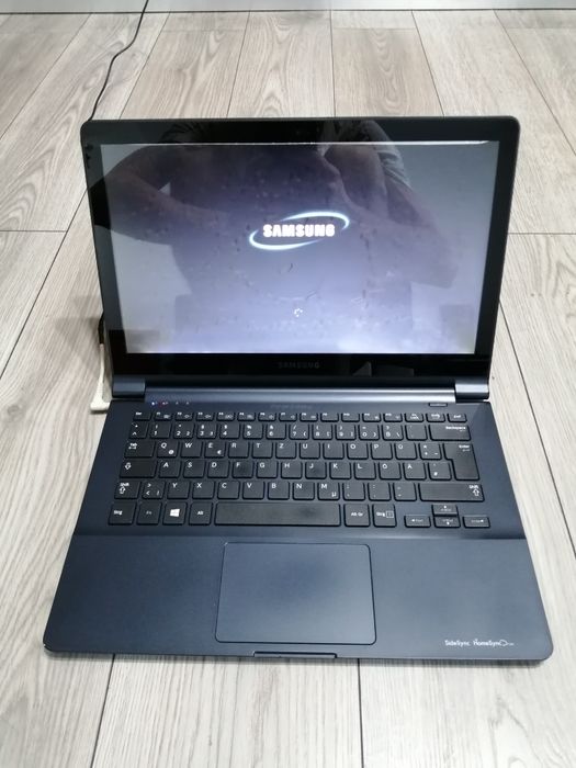 Vand Laptop Slim Samsung 915S