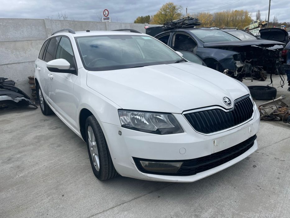Dezmembram Skoda Octavia 3 2014 2.0tdi CKF Manual