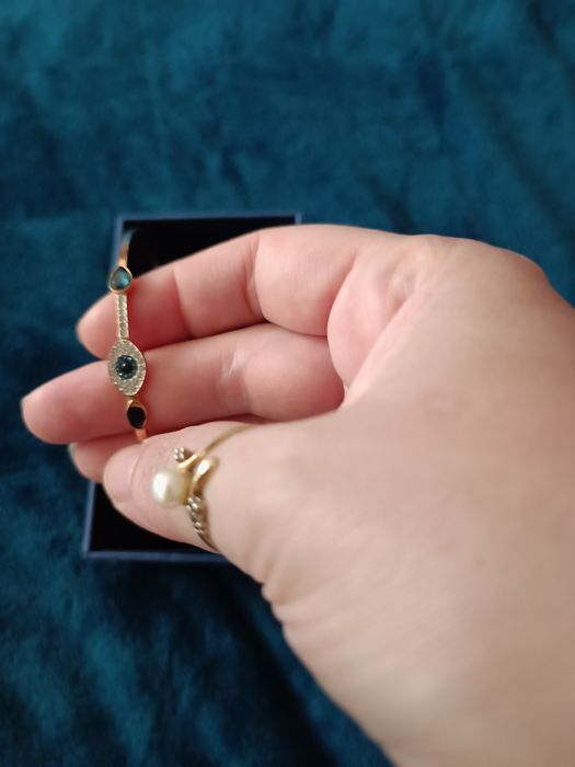 Гривна на свъровски