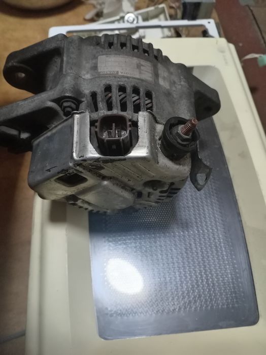 Ганератор на Авто