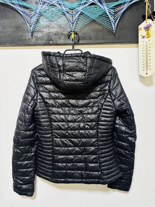 Geaca de toamna neagra