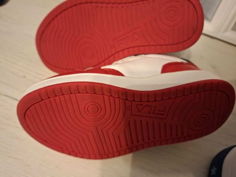 Adidasi copii 25-26