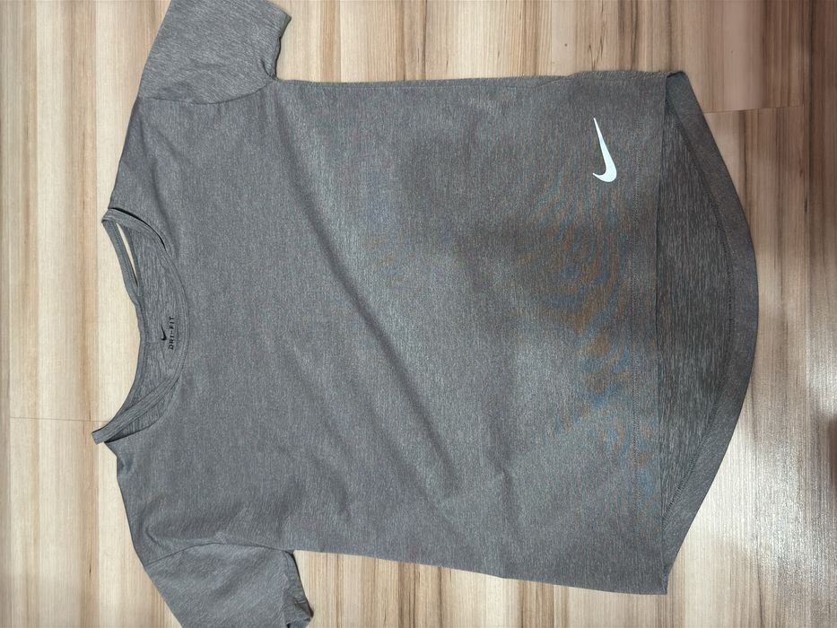 Дамски тениски Armani, Guess, Nike, Calvin Klein, Superdry